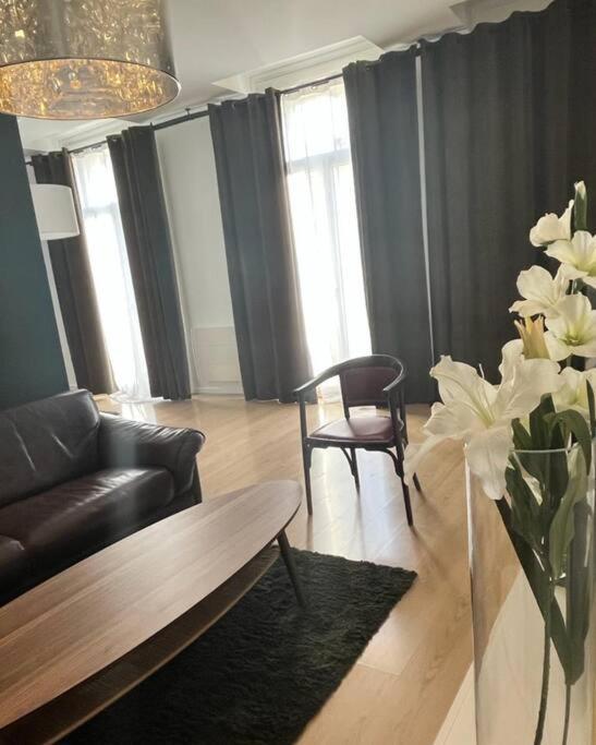 Vigne Et Mer-Spacieux Appartement Haussmannien-2Chambres-Wifi Beziers Luaran gambar